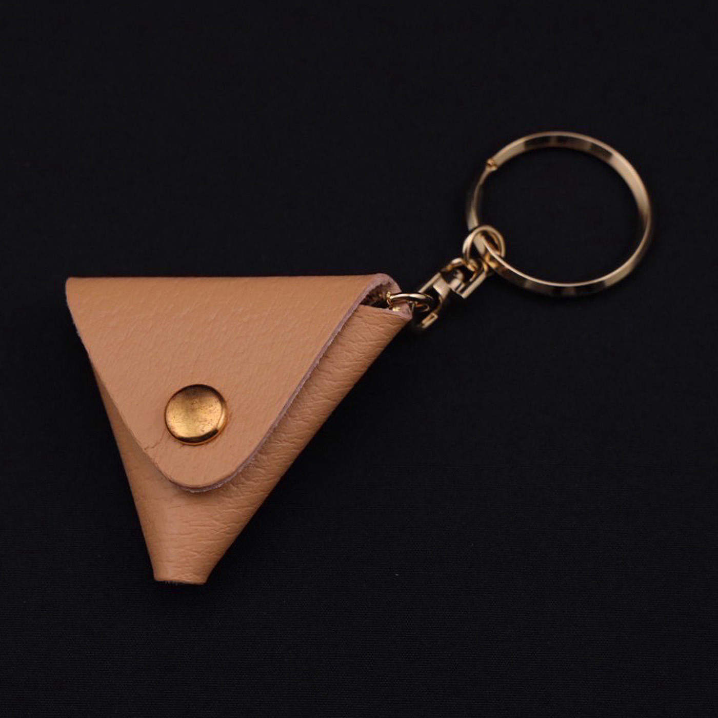 フェリシモの雑貨 Kraso|本革三角コインケースＢＥＩＧＥ